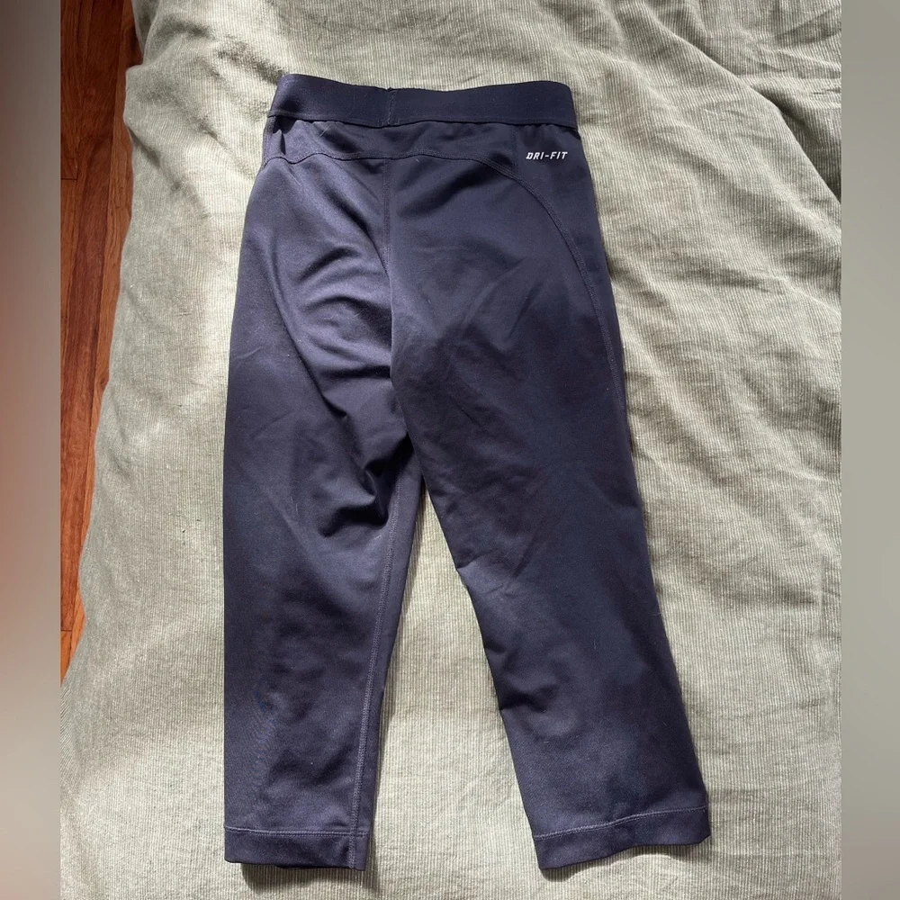 NIKE 💨 capri - Picture 2 of 4